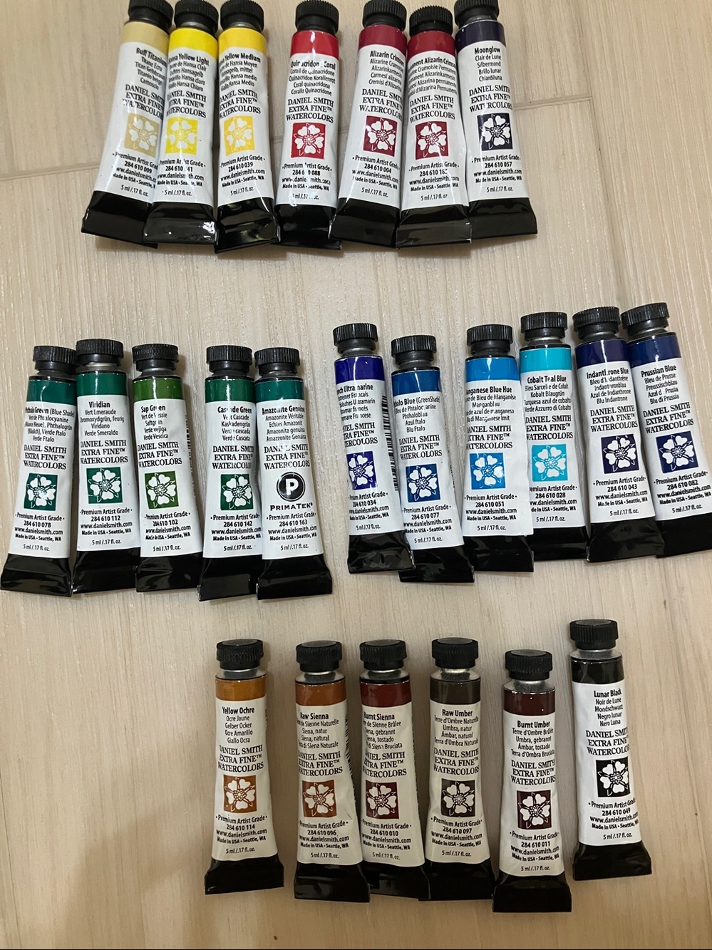 Daniel Smith Extra Fine Watercolor Paint Tube Set – 24 Colors